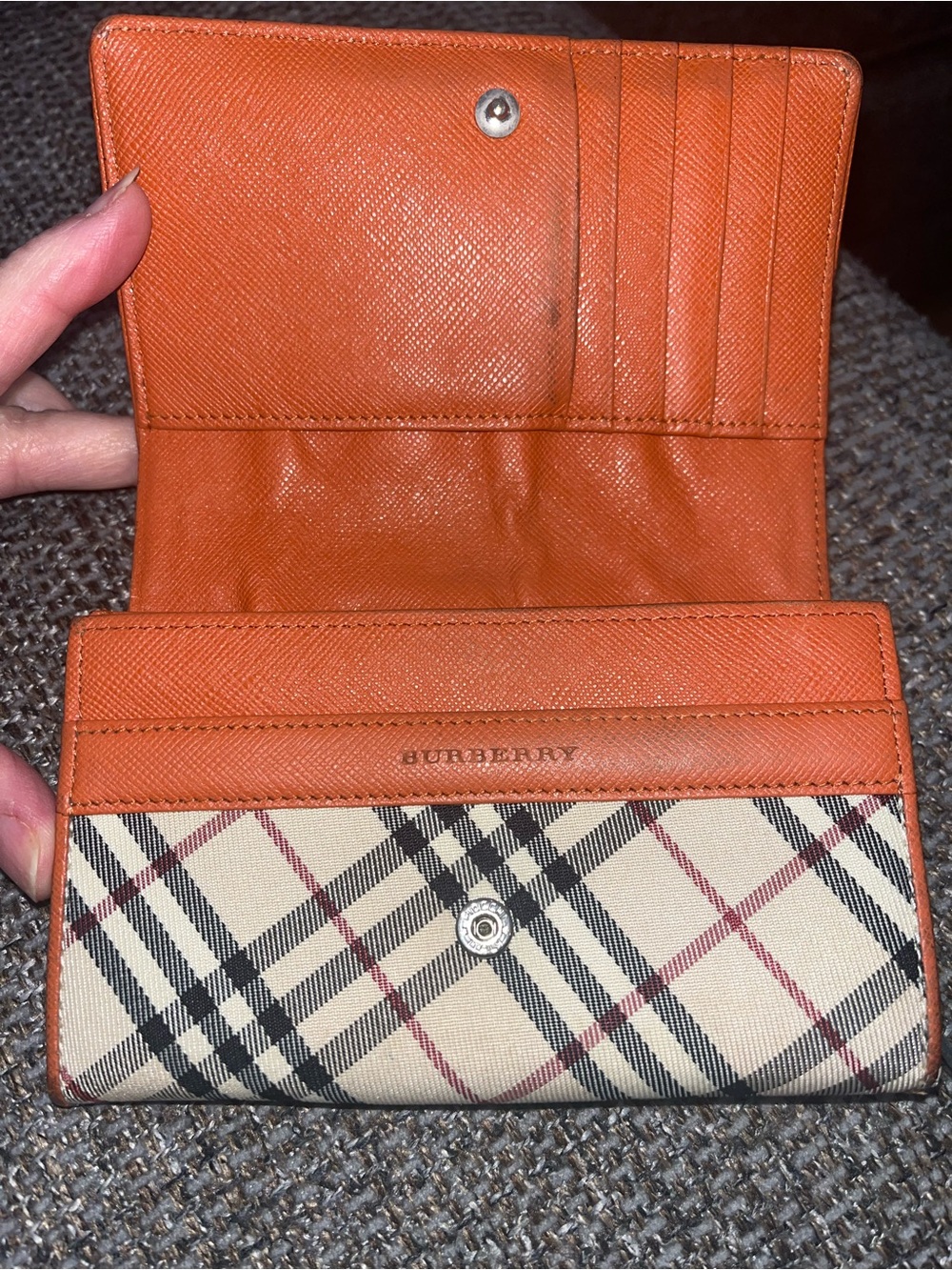 Burberry Nova Check Wallet - Picture 3 of 8